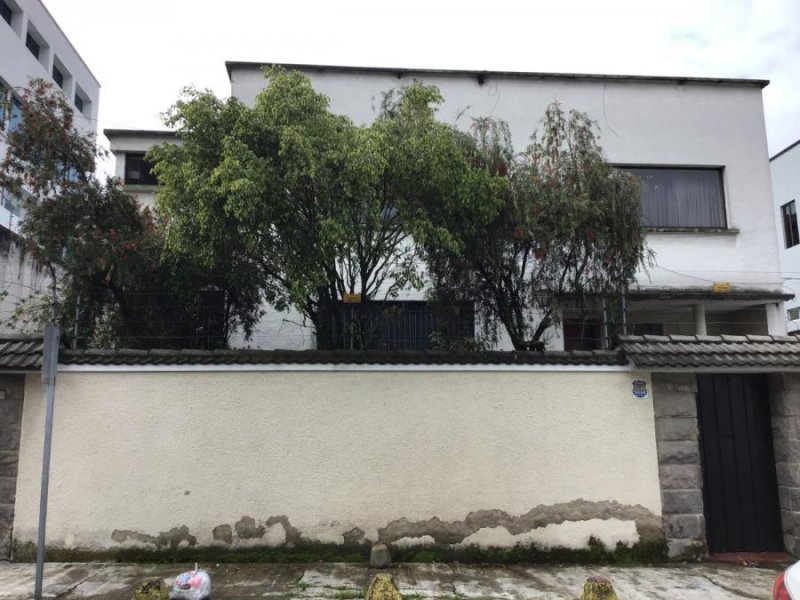 Foto Casa en Venta en Quito, Pichincha - U$D 370.000 - CAV33114 - BienesOnLine