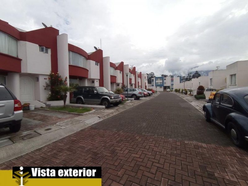 Casa en Venta en ponceano Quito, Pichincha