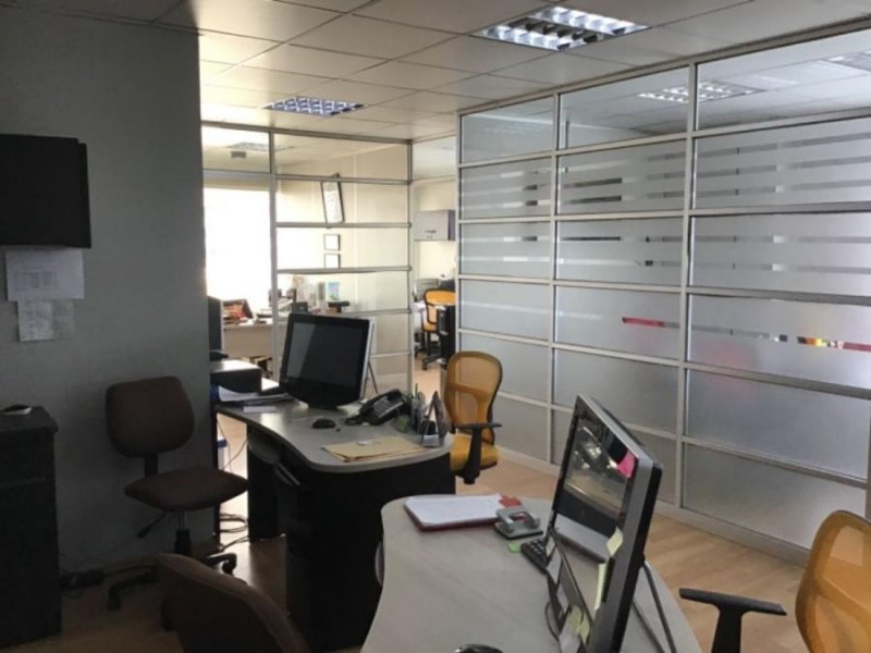 Foto Oficina en Venta en Colón y 6 de Diciembre, Pichincha - U$D 160.000 - OFV33113 - BienesOnLine