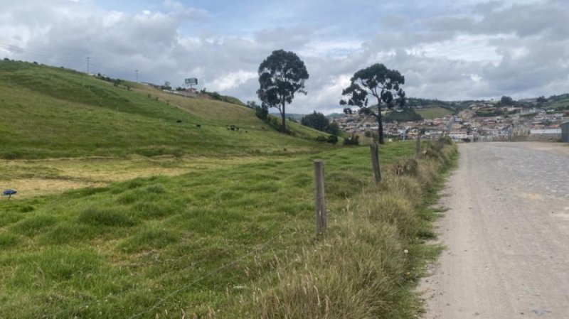 Terreno en Venta en Montufar Montúfar, Carchi