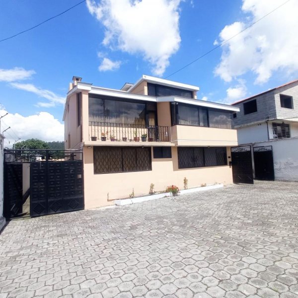 Casa en Venta en Alangasi Valle de los Chillos, Pichincha