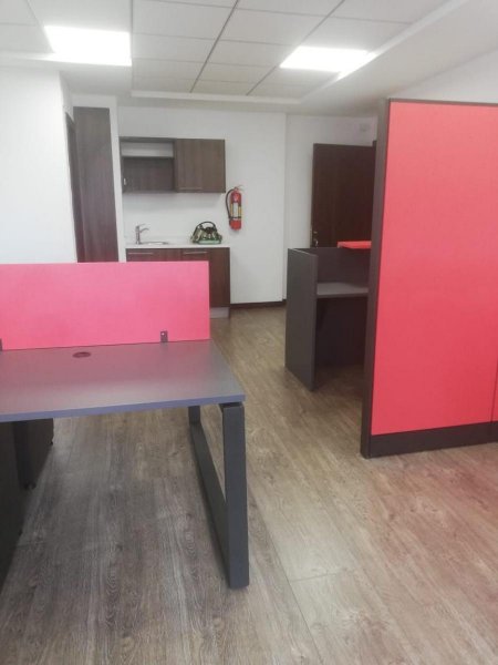 Foto Oficina en Arriendo en LA CAROLINA, Quito, Pichincha - U$D 650 - OFA32664 - BienesOnLine