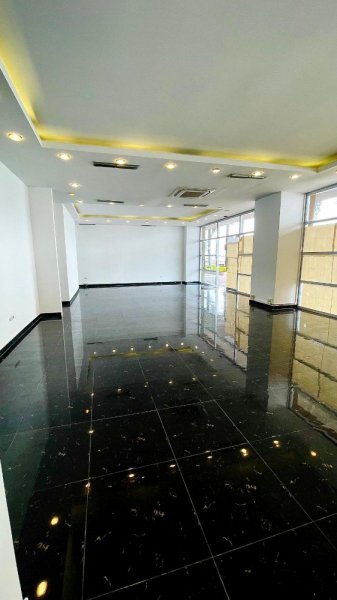 Local en Arriendo en  Guayaquil, Guayas