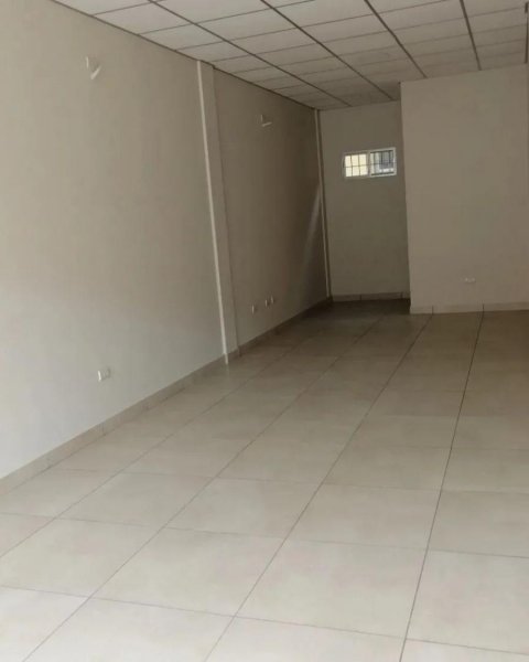 Foto Local en Arriendo en Tarqui, Guayaquil, Guayas - U$D 400 - LOA39032 - BienesOnLine