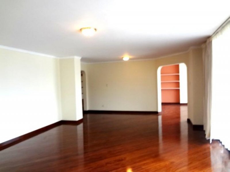 Foto Departamento en Arriendo en Quito, Pichincha - U$D 1.500 - DEA11628 - BienesOnLine