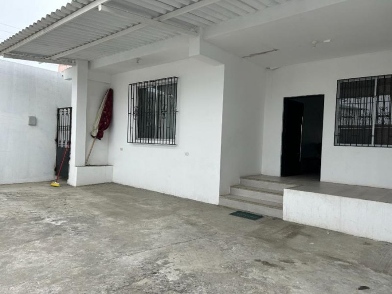 Casa en Arriendo en JOSE LUIS TAMAYO SALINAS, Santa Elena