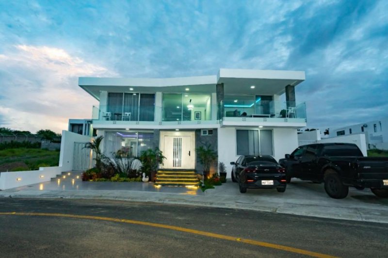 Casa en Venta en  Manta, Manabi