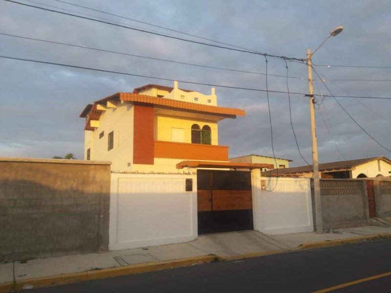 Casa en Venta en  Salinas, Santa Elena