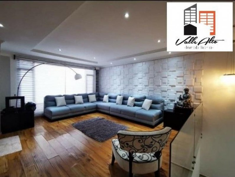 Foto Casa en Venta en Sucre, Cuenca, Azuay - U$D 240.000 - CAV35917 - BienesOnLine