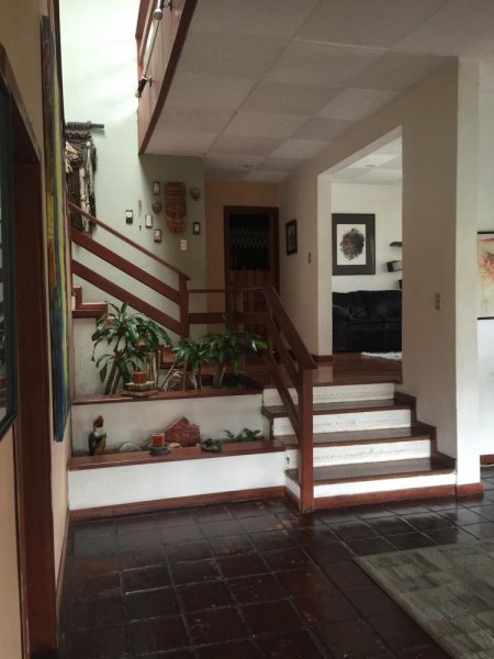 Foto Casa en Venta en Cuenca, Azuay - U$D 257.000 - CAV22761 - BienesOnLine