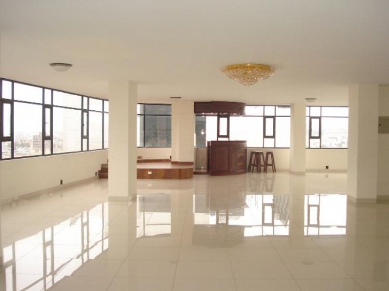 Foto Local en Arriendo en REPUBLICA DEL SALVADOR, Quito, Pichincha - U$D 7.500 - LOA6524 - BienesOnLine