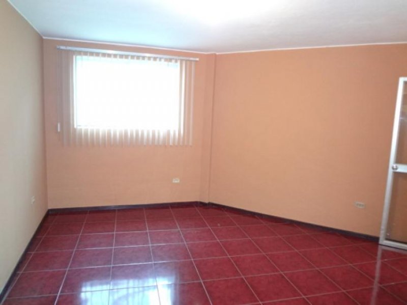 Foto Casa en Arriendo en LA CORUÑA, Quito, Pichincha - U$D 1.500 - CAA10208 - BienesOnLine