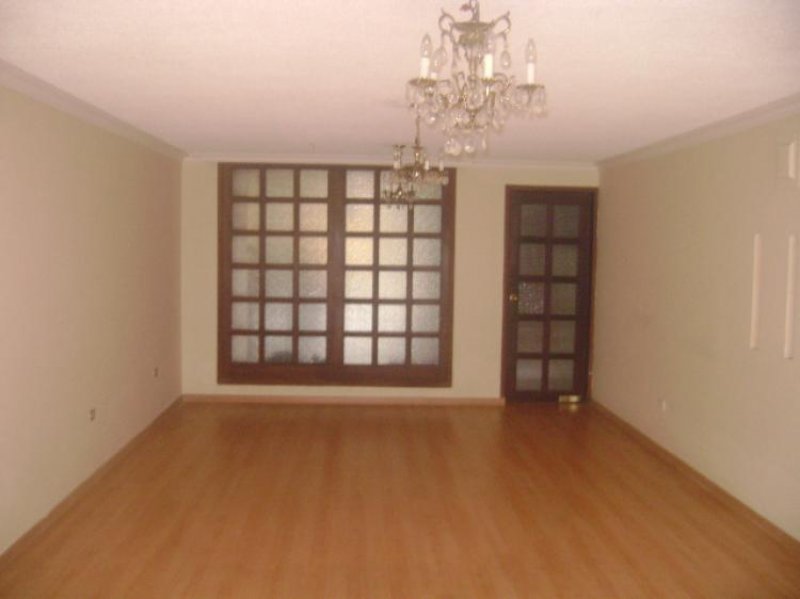 Foto Casa en Arriendo en jipijapa, quito, Pichincha - U$D 1.000 - CAA5952 - BienesOnLine