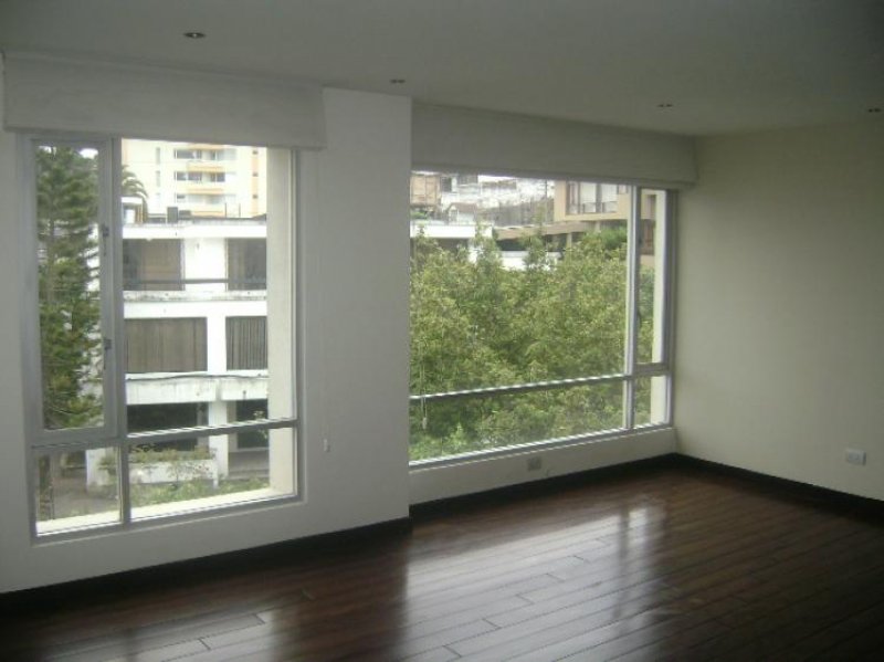 Foto Departamento en Arriendo en bellavista, Quito, Pichincha - U$D 600 - DEA6286 - BienesOnLine