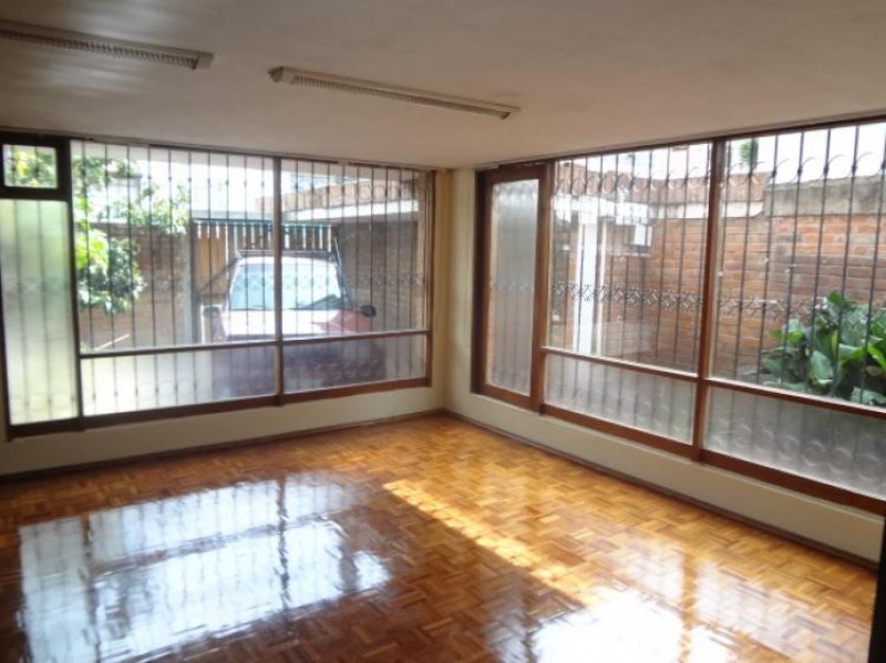 Foto Casa en Arriendo en QUICENTRO, Quito, Pichincha - U$D 1.200 - CAA10510 - BienesOnLine