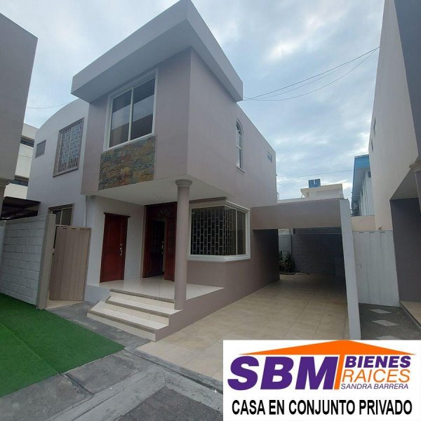 Casa en Venta en La Providencia Machala, El Oro