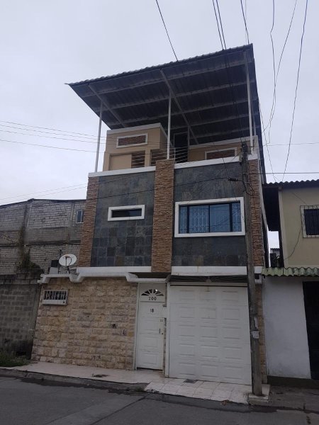 Casa en Venta en Tarqui Guayaquil, Guayas