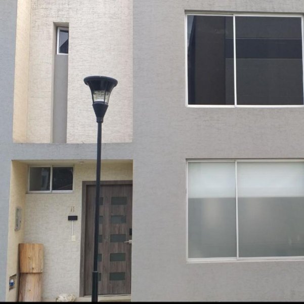 Casa en Arriendo en CALDERÓN Quito, Pichincha