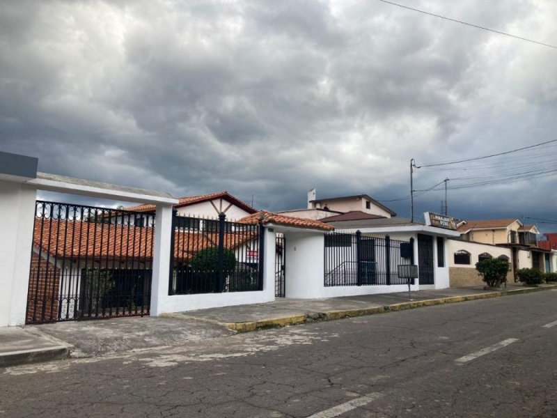 Casa en Venta en Conocoto Quito, Pichincha