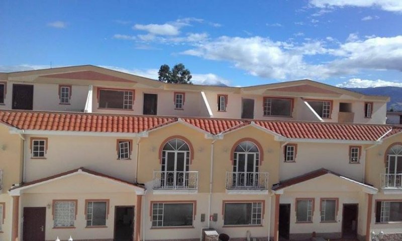 Foto Casa en Venta en San Rafael, Rumiñahui, Pichincha - U$D 160.000 - CAV19753 - BienesOnLine