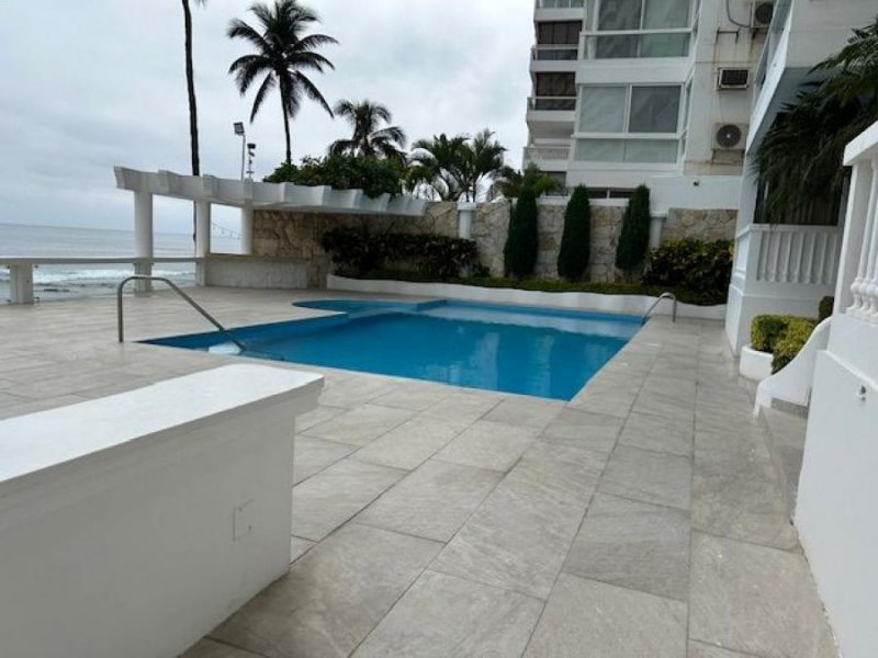 HERMOSO DEPARTAMENTO EN VENTA UBICADO FRENTE AL MAR  EN SALINAS