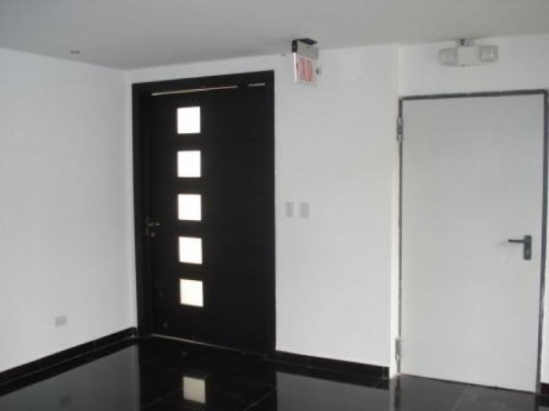 Foto Edificio en Arriendo en LA CAROLINA, QUITO, Pichincha - A4223 - BienesOnLine