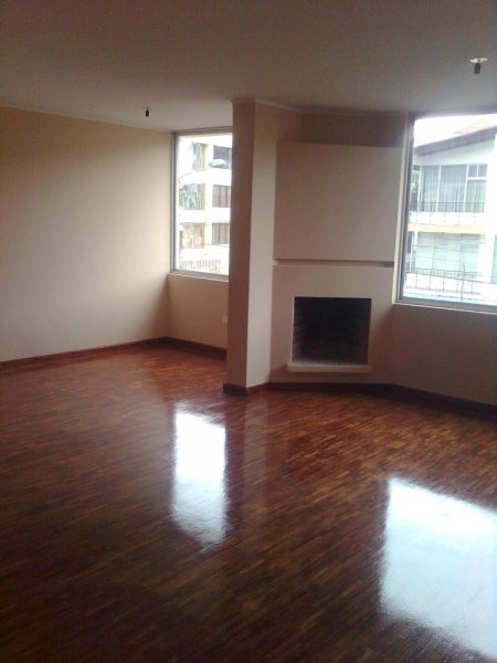 Foto Oficina en Arriendo en Batan, Quito, Pichincha - U$D 550 - OFA9769 - BienesOnLine