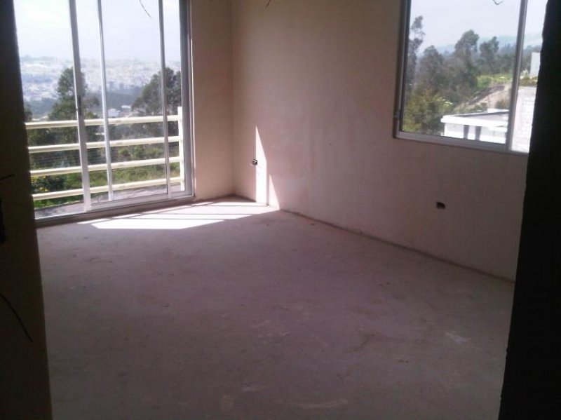 Foto Departamento en Venta en Carcelén, Quito, Pichincha - U$D 50.000 - DEV6582 - BienesOnLine