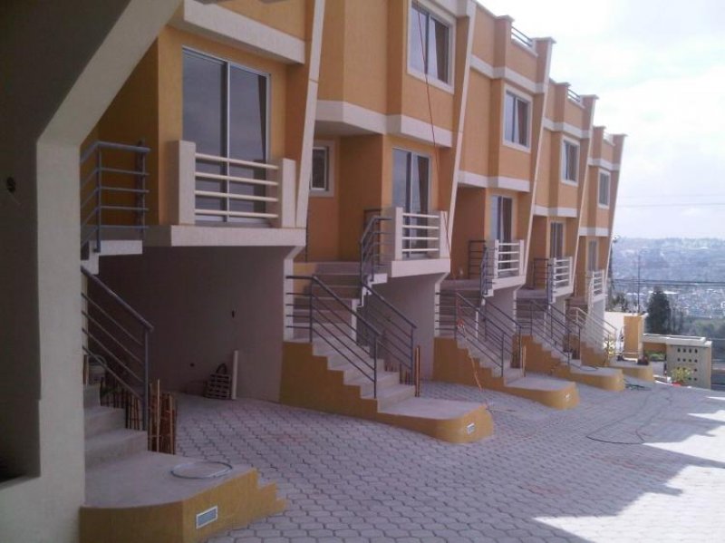 Foto Departamento en Venta en Carcelén, Quito, Pichincha - U$D 65.000 - DEV6581 - BienesOnLine