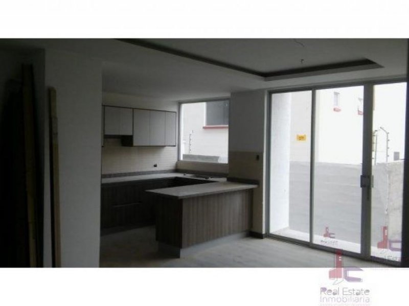 Foto Departamento en Venta en ponceano, Quito, Pichincha - U$D 108.000 - DEV30027 - BienesOnLine