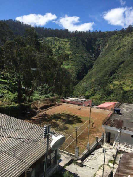 Foto Terreno en Venta en guapulo, Quito, Pichincha - U$D 500.000 - TEV30037 - BienesOnLine