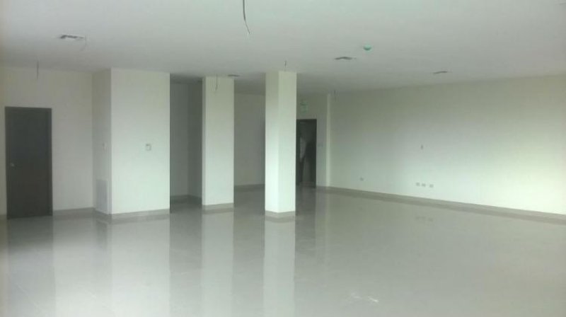 Foto Oficina en Venta en Tarqui, Guayaquil, Guayas - U$D 450.000 - OFV18708 - BienesOnLine