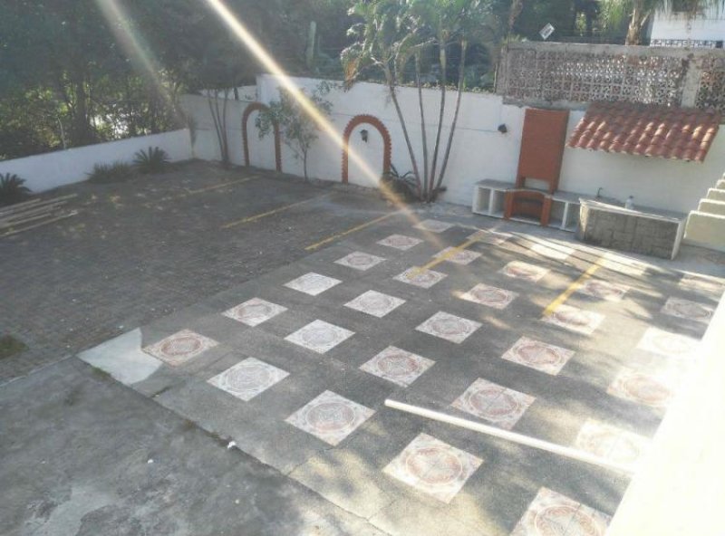 Foto Oficina en Arriendo en Tarqui, Guayaquil, Guayas - U$D 3.500 - OFA18709 - BienesOnLine