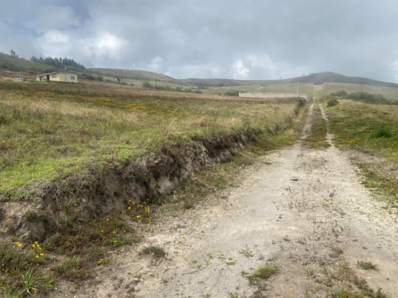 Terreno en Venta en Nono Catzuqui de Velasco, Pichincha