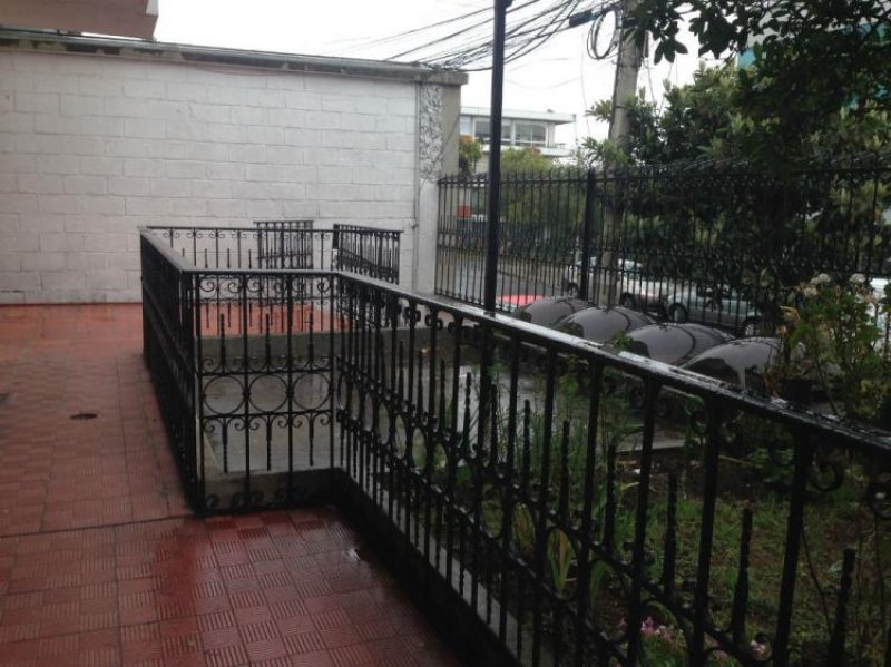 Foto Casa en Arriendo en Mariana de Jesús, Quito, Pichincha - U$D 1.050 - CAA23884 - BienesOnLine