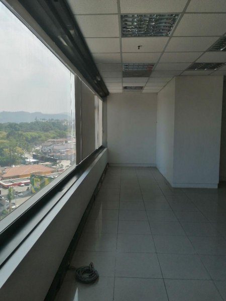 Oficina en Venta en Tarqui Guayaquil, Guayas