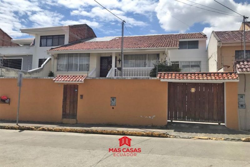 Casa en Venta en BATAN Cuenca, Azuay