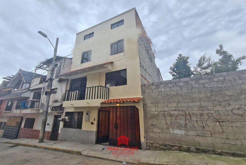 Foto Casa en Venta en EL VECINO, Cuenca, Azuay - U$D 95.000 - CAV30055 - BienesOnLine