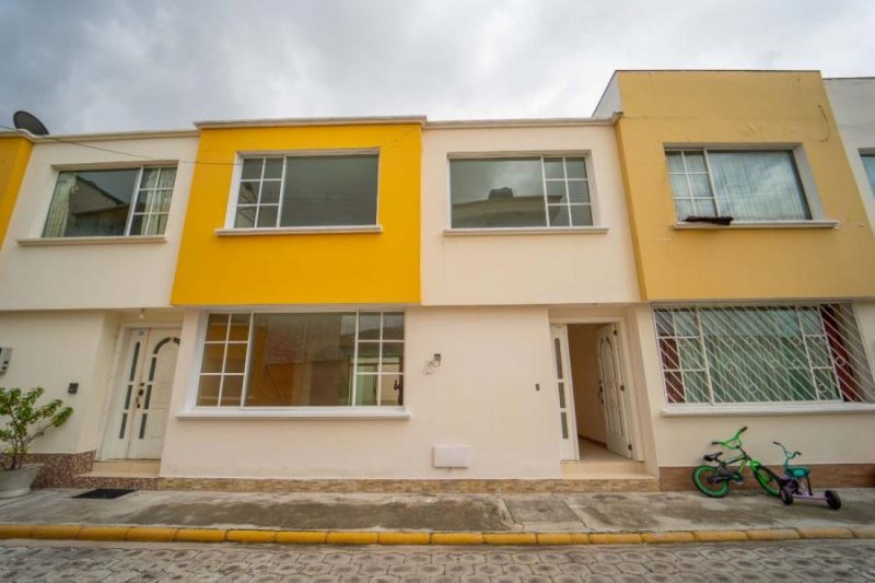 Casa en Venta en Pomasqui Quito, Pichincha