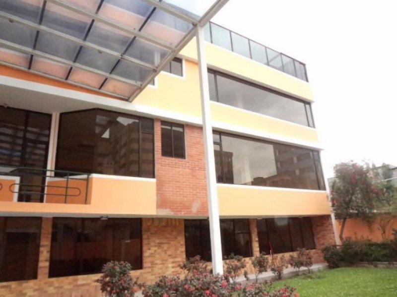 Foto Oficina en Arriendo en ORELLANA, Quito, Pichincha - U$D 10.000 - OFA12999 - BienesOnLine