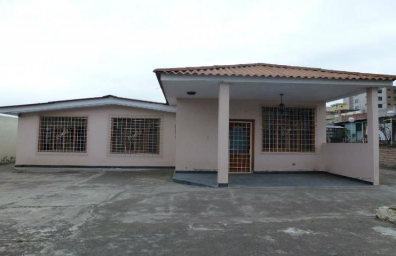 Foto Casa en Venta en Ambato, Tungurahua - U$D 310.000 - CAV24442 - BienesOnLine