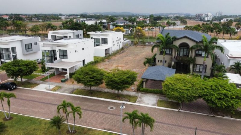 Terreno en Venta en  Samborondón, Guayas