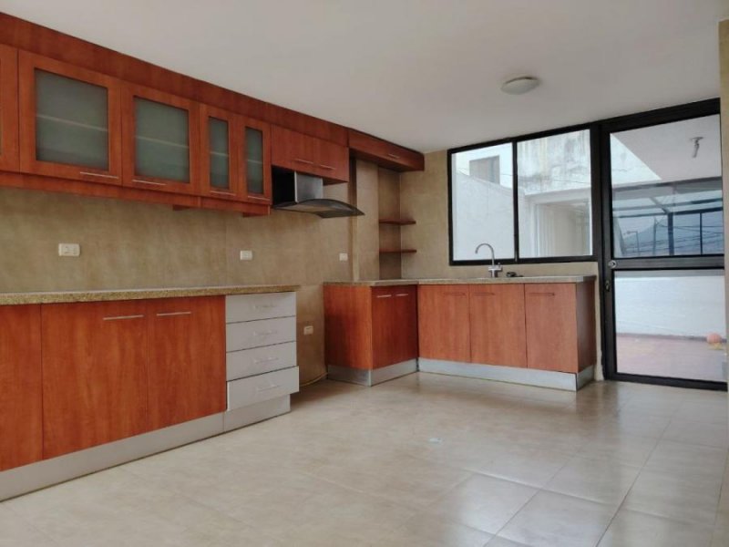 Departamento en Venta en El Condado Quito, Pichincha