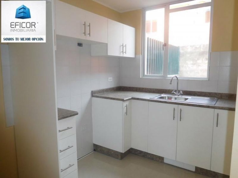 Foto Casa en Venta en Quito, Pichincha - U$D 55.000 - CAV24908 - BienesOnLine