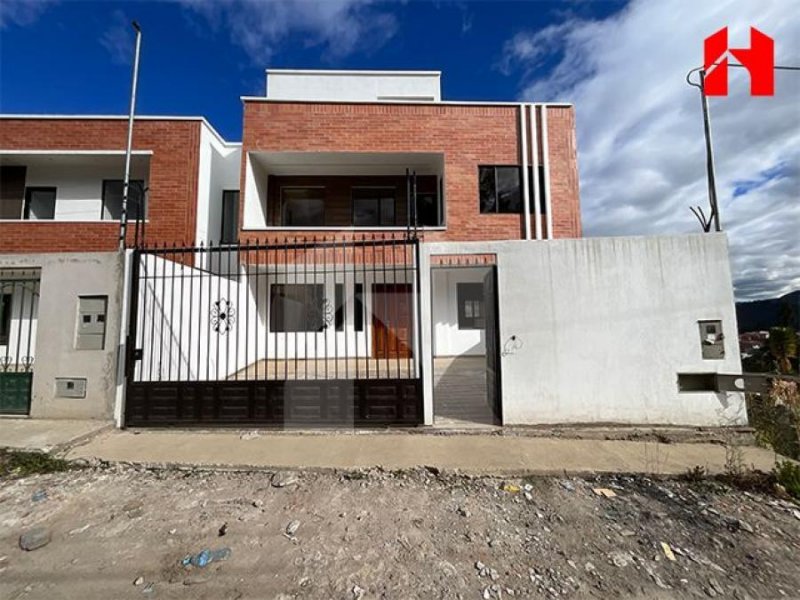 Casa en Venta en San José de Balzay Cuenca, Azuay