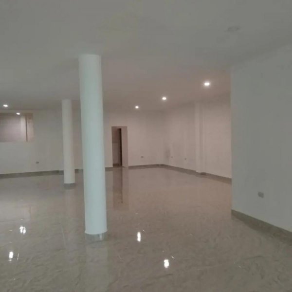 Foto Casa en Venta en Tarqui, Guayaquil, Guayas - U$D 500.000 - CAV38968 - BienesOnLine