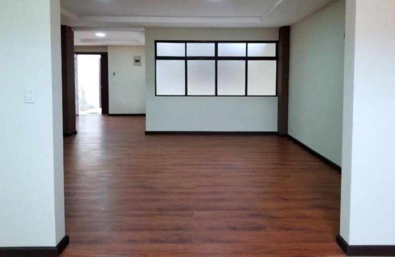 Departamento en Venta en Miraflores Cuenca, Azuay