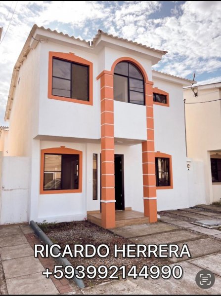 Casa en Venta en AV LEÓN FEBRES CORDERO Daule, Guayas