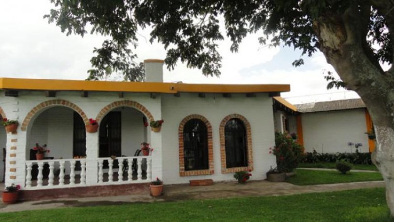 Quinta en Venta en  Antonio Ante, Imbabura