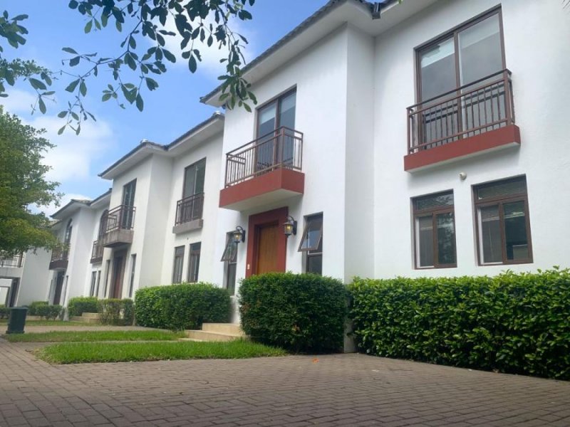 Casa en Venta en Vía a la costa Guayaquil, Guayas